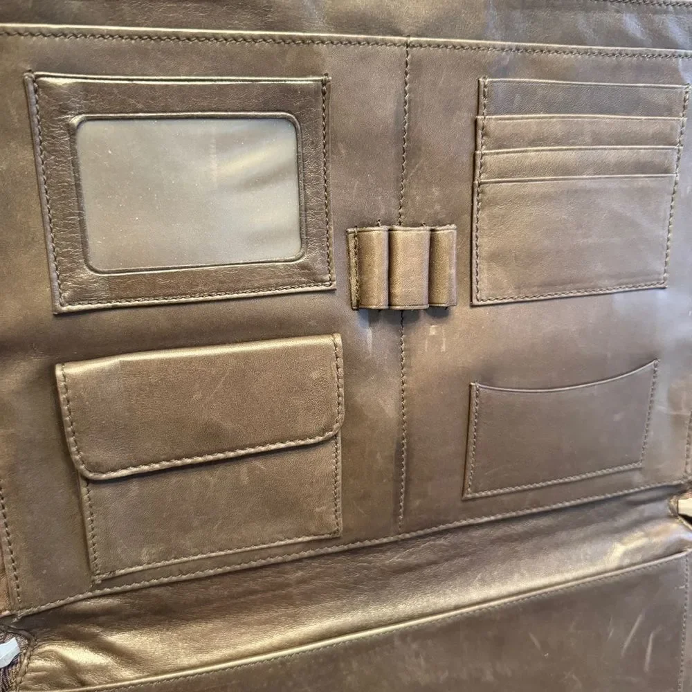 Tignanello Brown Leather Laptop Portfolio Briefcase Bag Unisex, envelope style